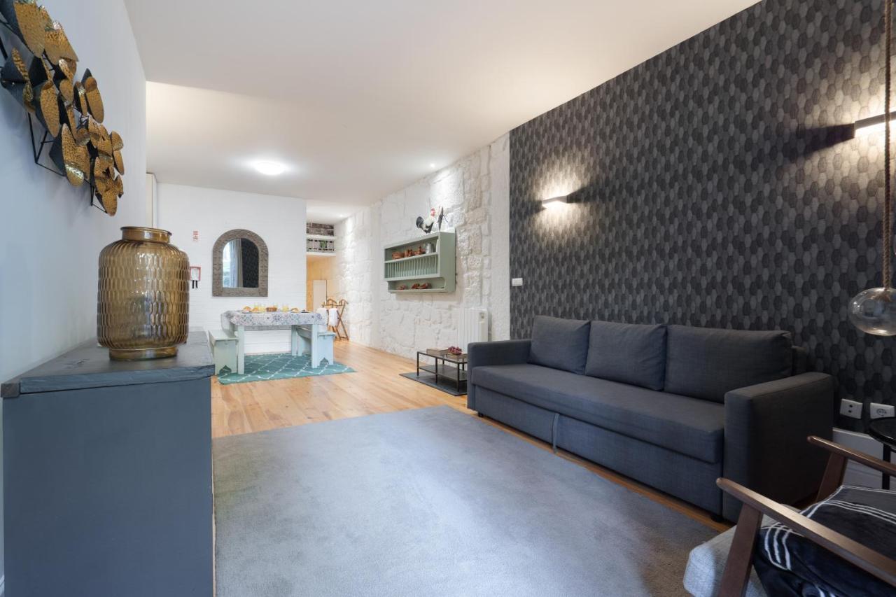 Host Wise - Homely Noble Flats - Garden & Jacuzzi ポルト エクステリア 写真