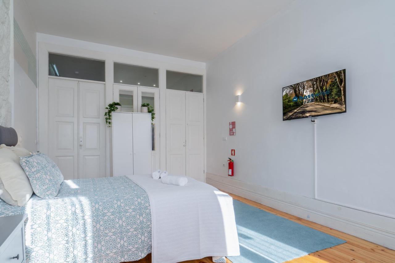 Host Wise - Homely Noble Flats - Garden & Jacuzzi ポルト エクステリア 写真