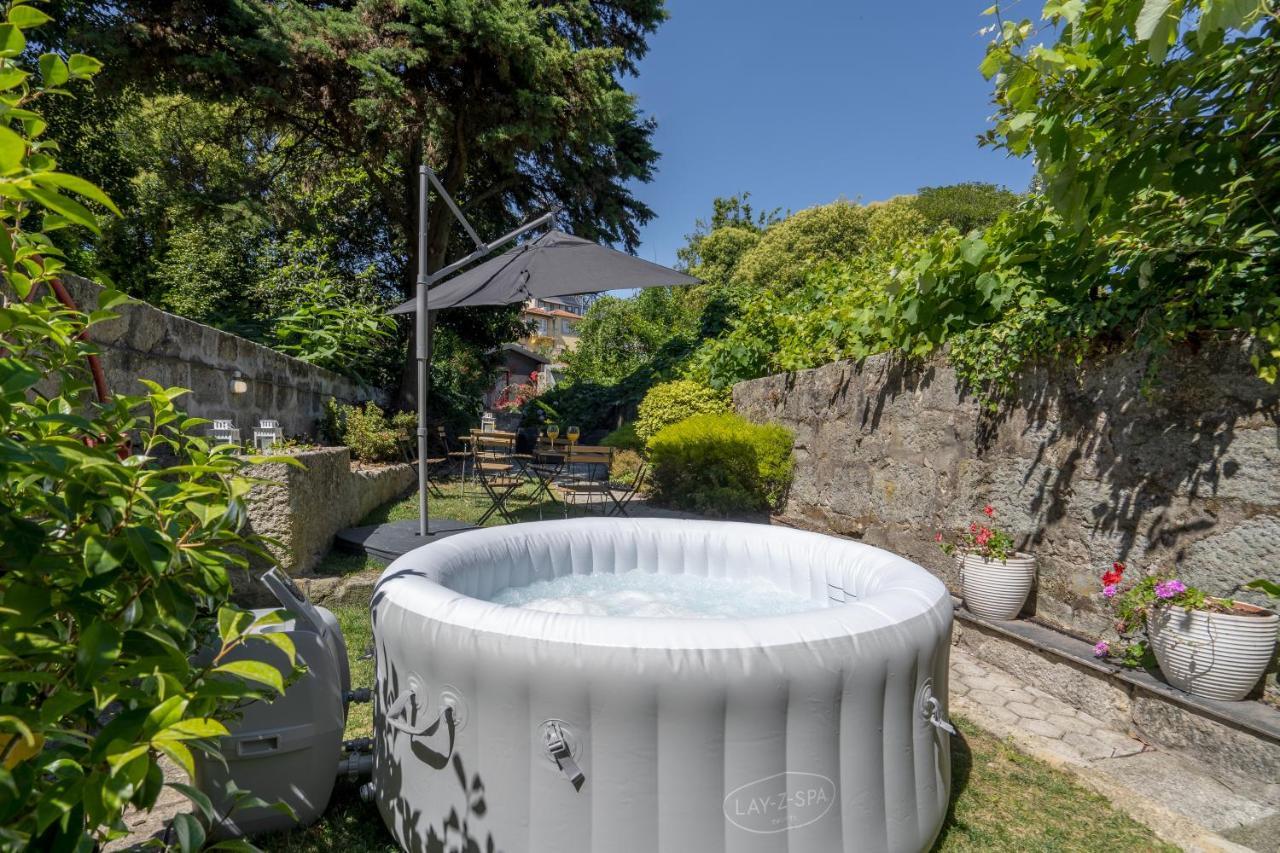 Host Wise - Homely Noble Flats - Garden & Jacuzzi ポルト エクステリア 写真